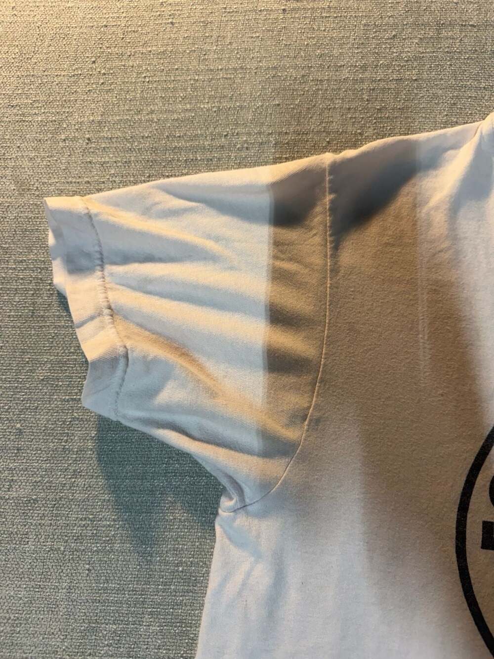 Foo Fighters 1995 Circle Logo White Graphic T-Shirt - Picture 3 of 12